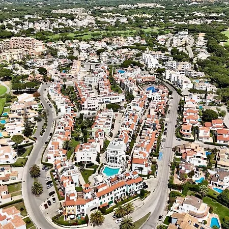Old Village Bc By Cleverdetails - Виламура